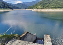 Barajul + Lacul Gura Apelor