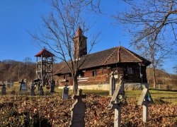 Biserica de lemn din Corbesti din judetul Arad