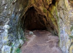 Pestera Liliecilor Moneasa din judetul Arad