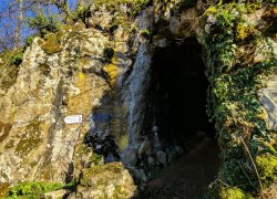 Pestera Liliecilor Moneasa din judetul Arad