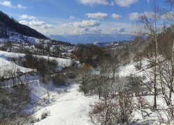 Fundatura Ponorului iarna din judetul Hunedoara