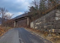 Ruinele minei de cupru de la Moldomin din Moldova Noua