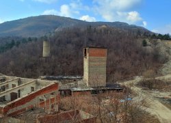 Ruinele minei de cupru de la Moldomin din Moldova Noua