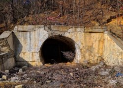 Ruinele minei de cupru de la Moldomin din Moldova Noua