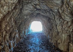 La Tunele din Poieni judetul Timis