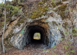 La Tunele din Poieni judetul Timis