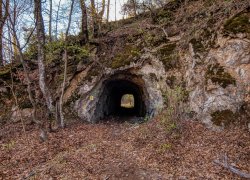 La Tunele din Poieni judetul Timis