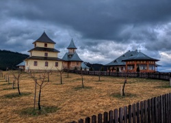 Schitul Sfantul Ilie din Salas jud Suceava
