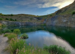 Lacul de Smarald din Racos