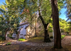 Biserica fortificata din Dealu Frumos