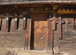 Biserica de lemn din Cazanesti