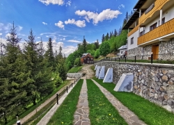 Manastirea Corlateni din Pojorata