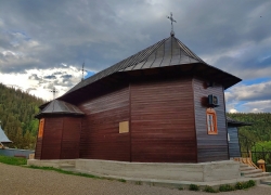 Manastirea Rarau din Bucovina