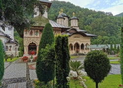 Manastirea Lainici de pe Defileul Jiului