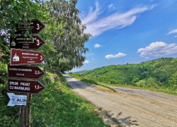 Alun satul de marmura unic in lume