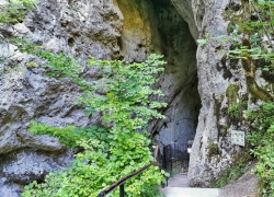 Pestera Poarta lui Ionele