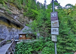 Pestera Poarta lui Ionele