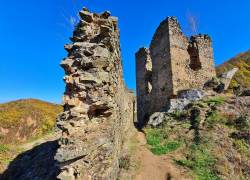 Cetatea Colt de la Suseni