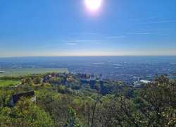 Cetatea Varsetului (Kula Vrsac) din Serbia