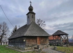 Biserica de lemn din Dubesti