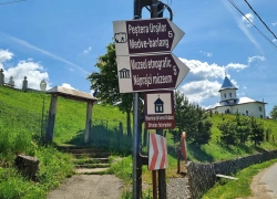 Biserica de lemn din Bradet