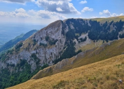 Traseu catre Cruce din Parcul Buila-Vanturita