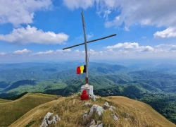 Traseu catre Cruce din Parcul Buila-Vanturita