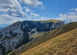 Traseu catre Cruce din Parcul Buila-Vanturita