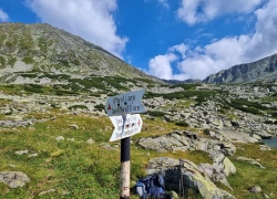 Traseu montan Carnic - Lacul Gales din Retezat
