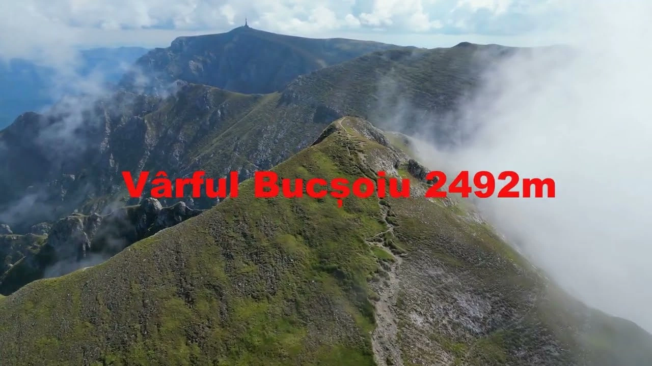 Varful Bucsoiu 2492m din Bucegi