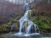 Cascada Carsa din jud Caras-Severin
