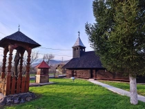 Biserica din lemn din Soimus