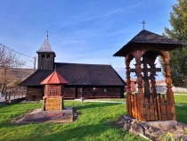 Biserica din lemn din Soimus