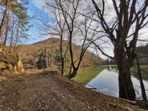 Lacul Faerag din judetul Hunedoara