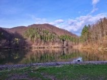 Lacul Faerag din judetul Hunedoara