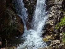 Cascada Lolaia din Muntii Retezat