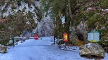 Prapastiile Zarnestilor - Cabana Curmatura - Piatra Mica