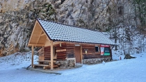 Prapastiile Zarnestilor - Cabana Curmatura - Piatra Mica