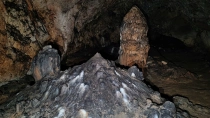 Pestera Ponor (Pestera cu Oase)