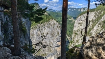 Circuit Cheile Bicajelului - spre Cabina panoramica