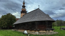 Biserica de lemn din Julita din jud Arad