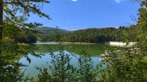 Lacul Gozna (Valiug) din judetul Caras-Severin