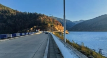 Barajul + Lacul Gura Apelor toamna