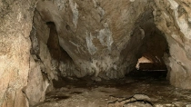 Pestera 2 Mai din Muntii Aninei