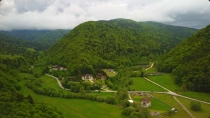 Paradisul Verde de la Poalele Pietrei Craiului - Plaiul Foii