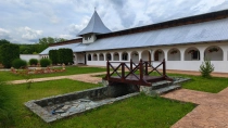 Mănăstirea Teius din Caransebes